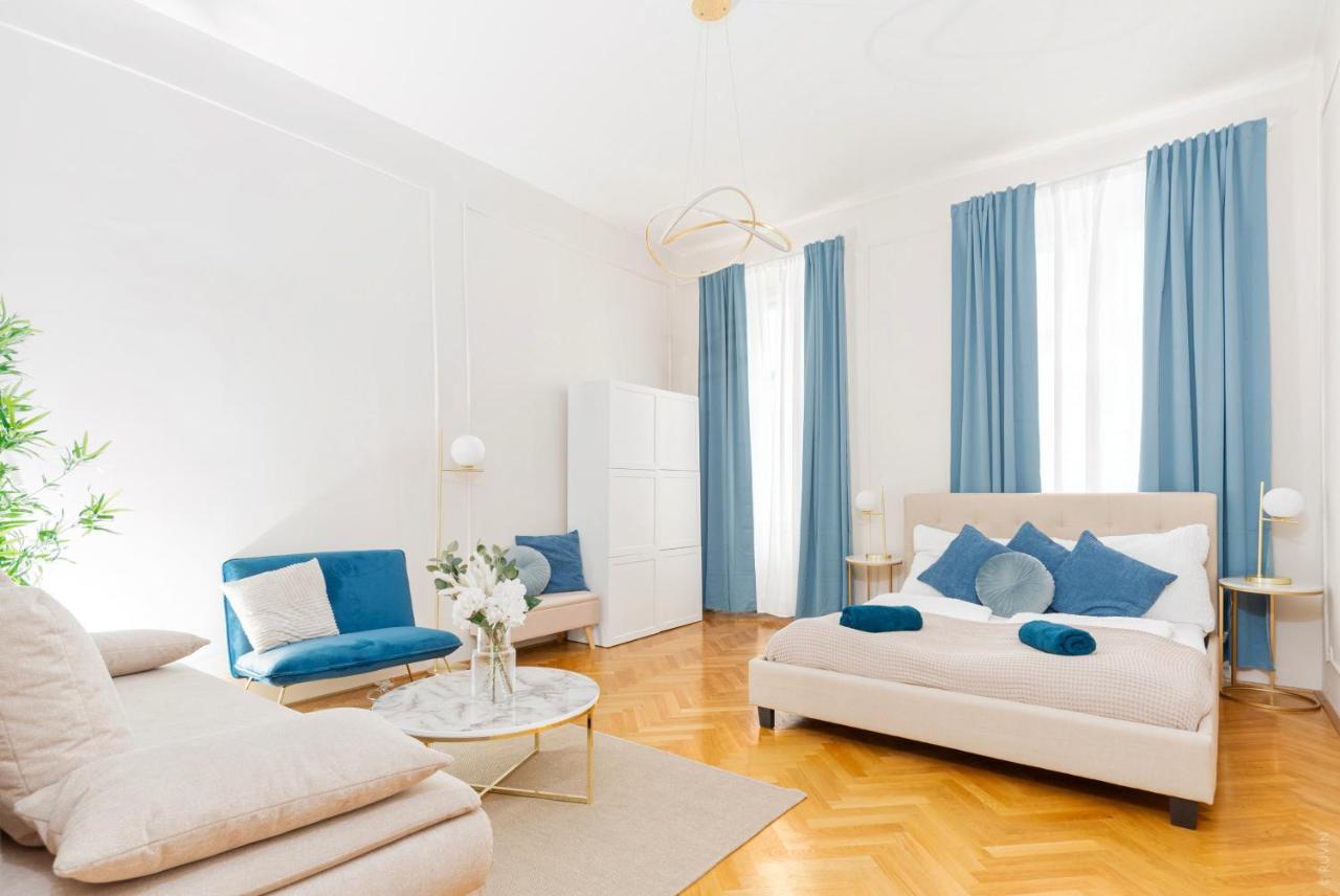 비엔나 Spacious And Near Metro I Close To Parks I Akh 아파트 외부 사진