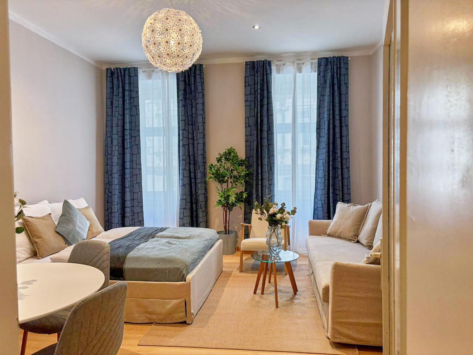 비엔나 Spacious And Near Metro I Close To Parks I Akh 아파트 외부 사진