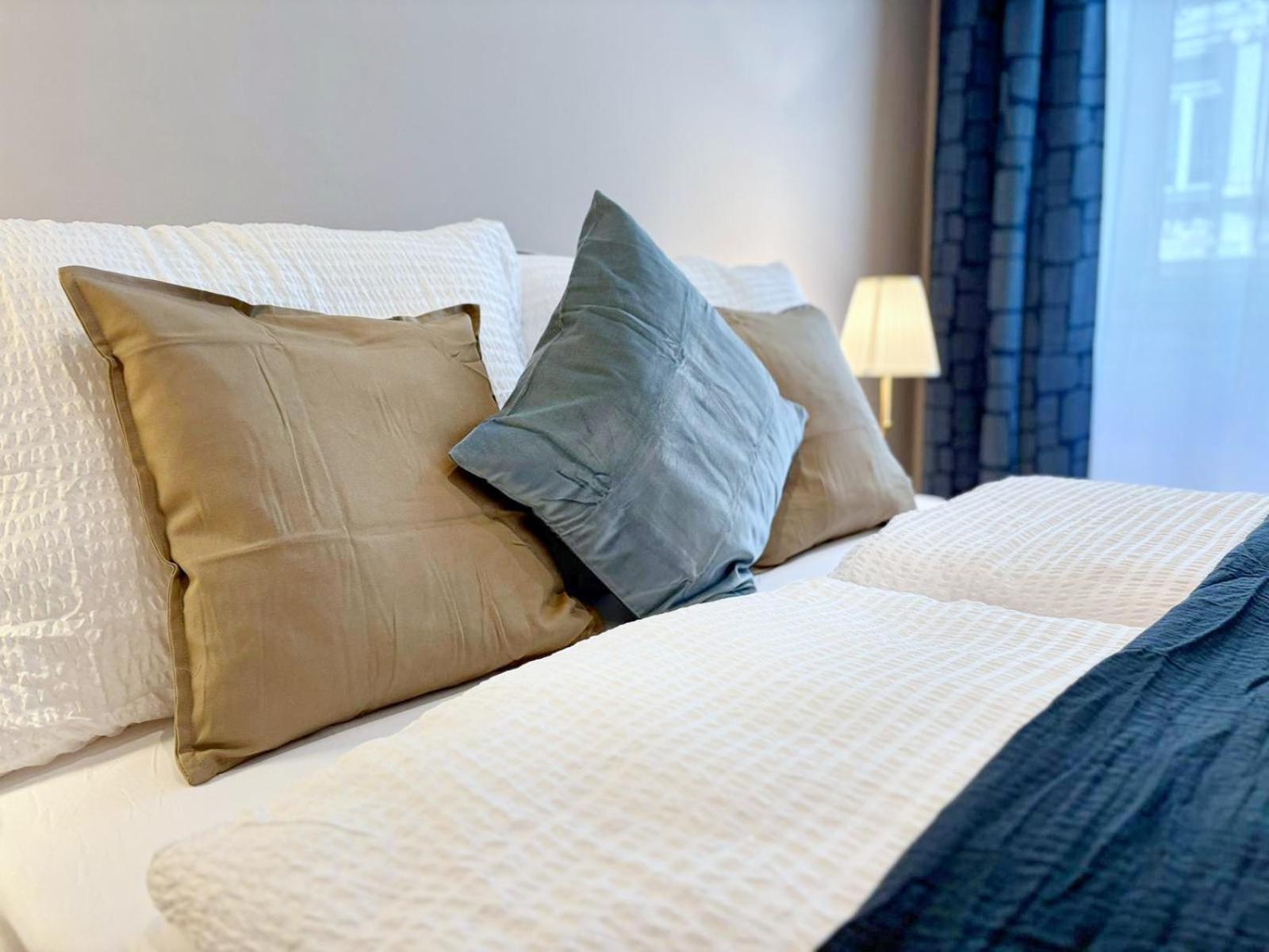 비엔나 Spacious And Near Metro I Close To Parks I Akh 아파트 외부 사진