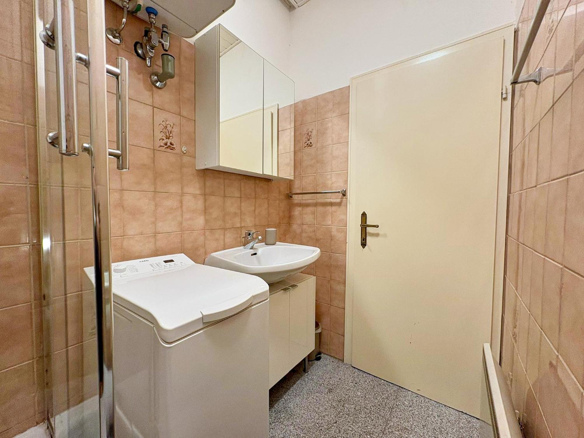 비엔나 Spacious And Near Metro I Close To Parks I Akh 아파트 외부 사진
